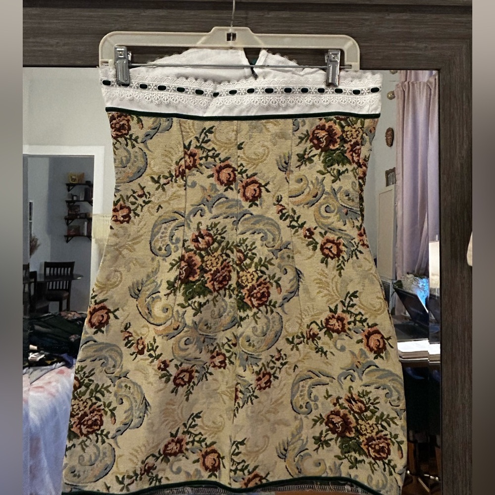 Mini canvas strapless fitted dress